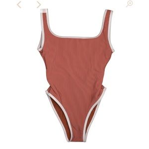 LainSnow one piece swimsuit in color sangria M